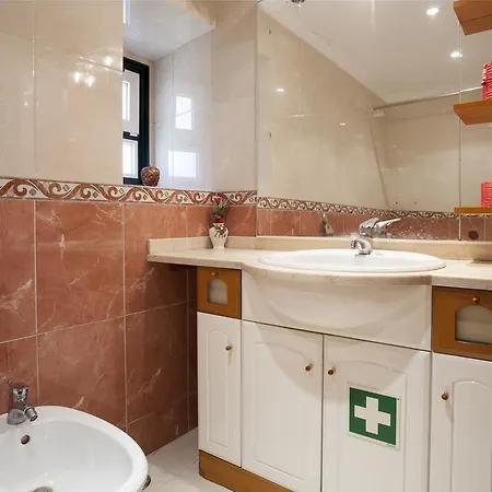 Flh Baixa Comfortable Apartment *